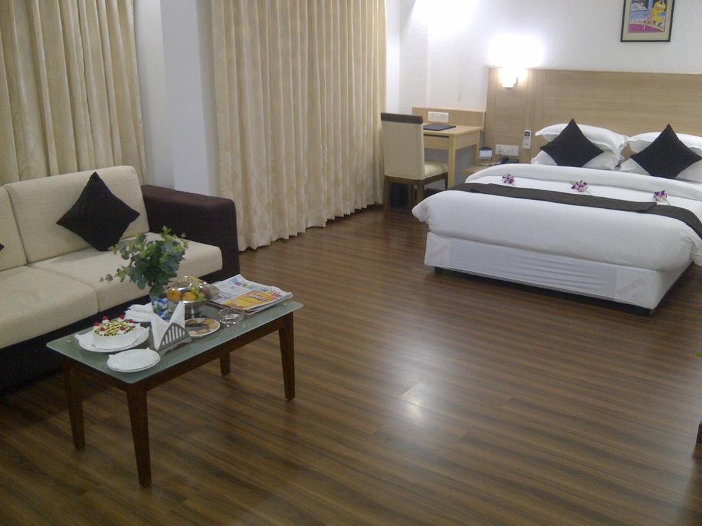 Hotel Ambient Turret Bangalore Bilik gambar