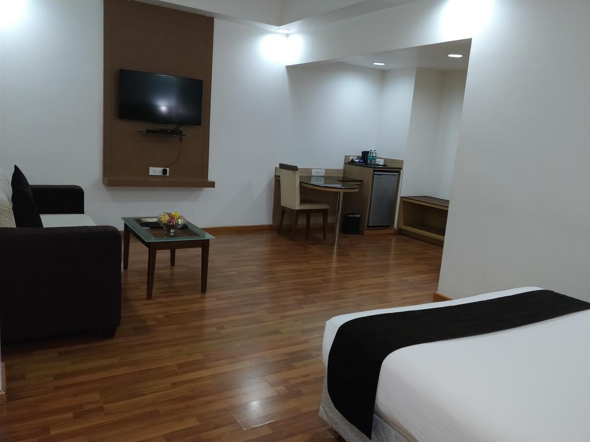 Hotel Ambient Turret Bangalore Luaran gambar