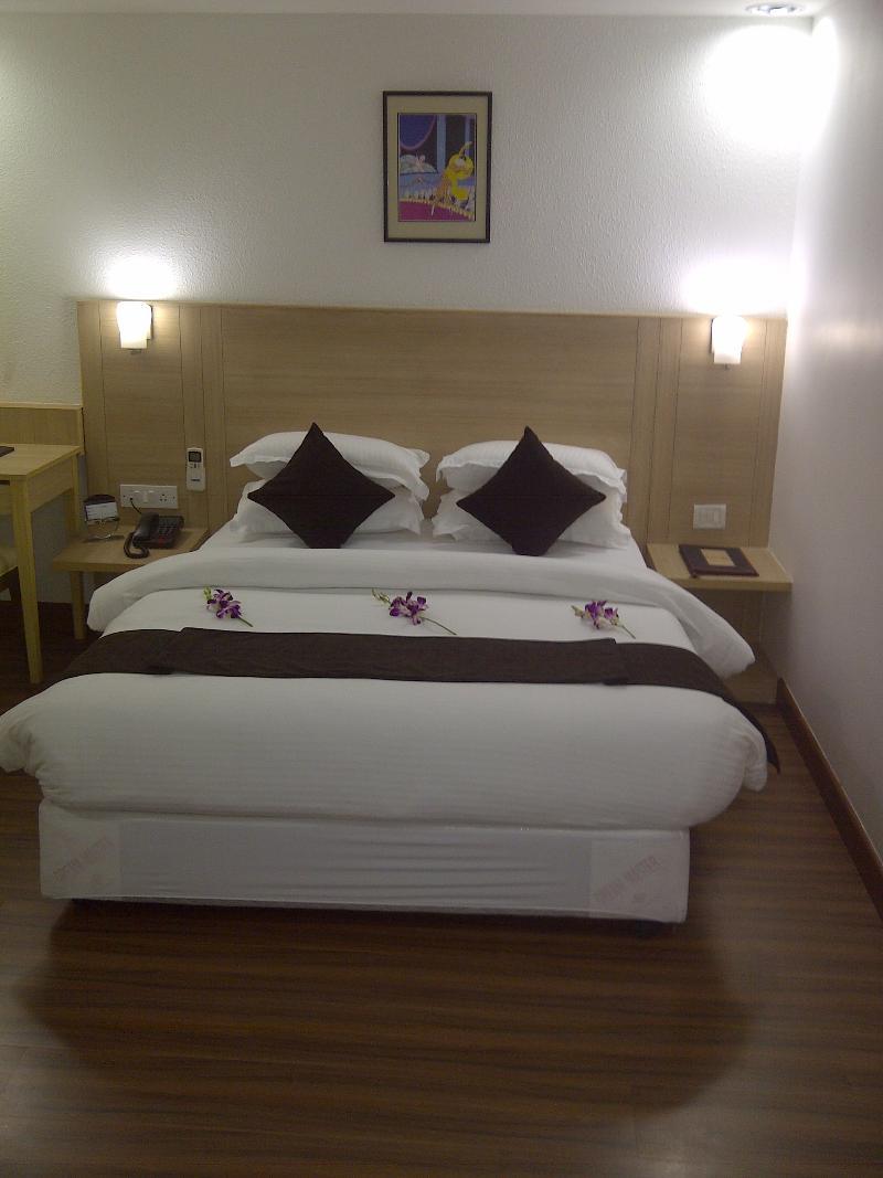 Hotel Ambient Turret Bangalore Luaran gambar