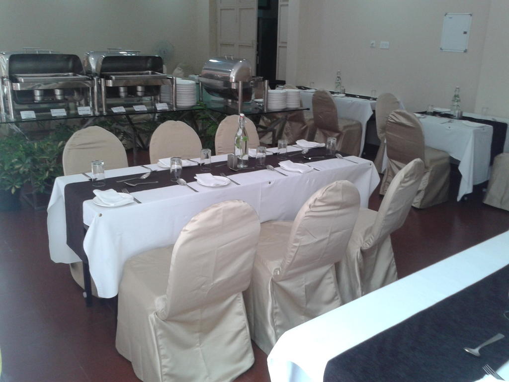 Hotel Ambient Turret Bangalore Luaran gambar