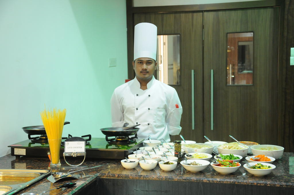 Hotel Ambient Turret Bangalore Luaran gambar