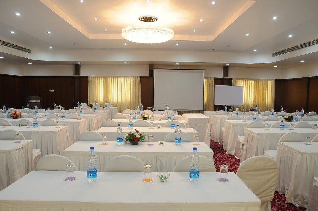 Hotel Ambient Turret Bangalore Luaran gambar