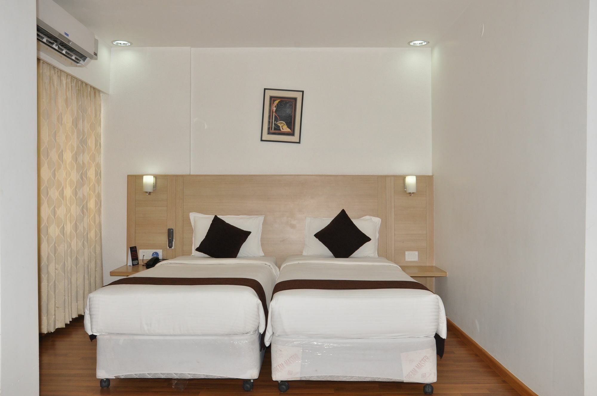 Hotel Ambient Turret Bangalore Luaran gambar