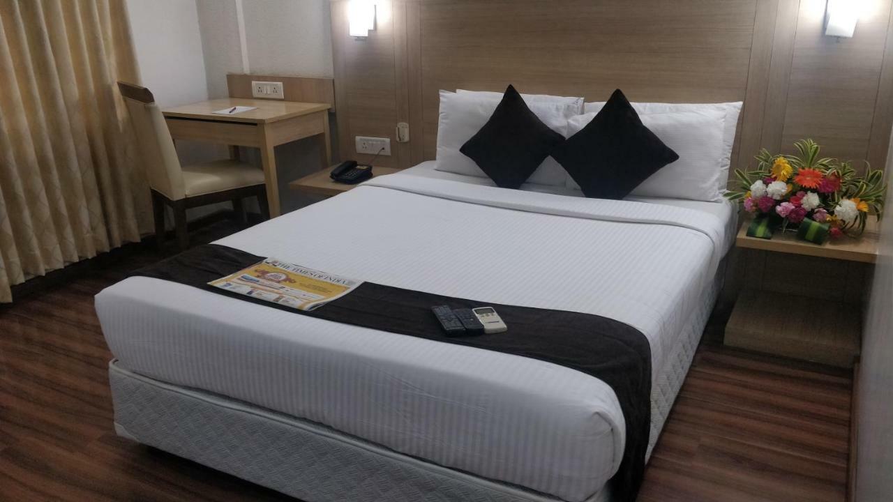 Hotel Ambient Turret Bangalore Luaran gambar