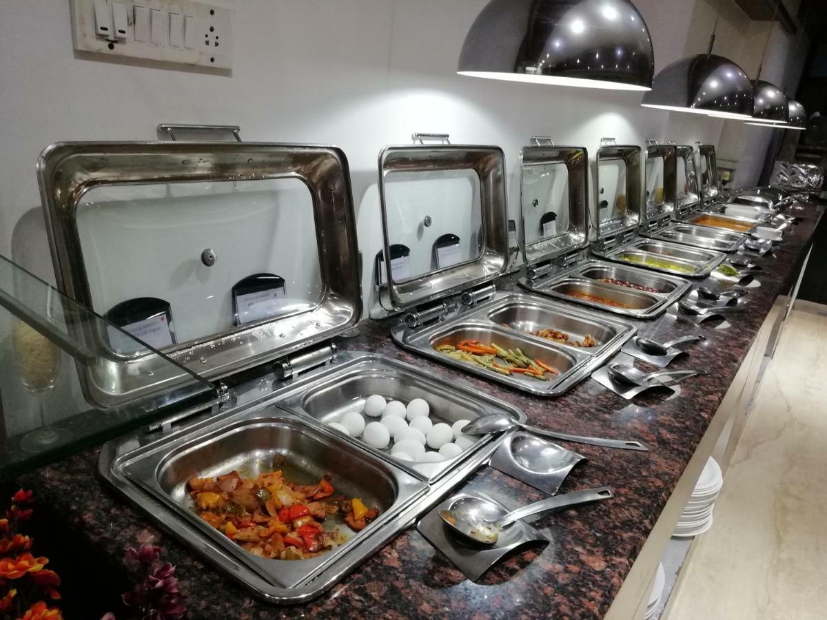Hotel Ambient Turret Bangalore Luaran gambar